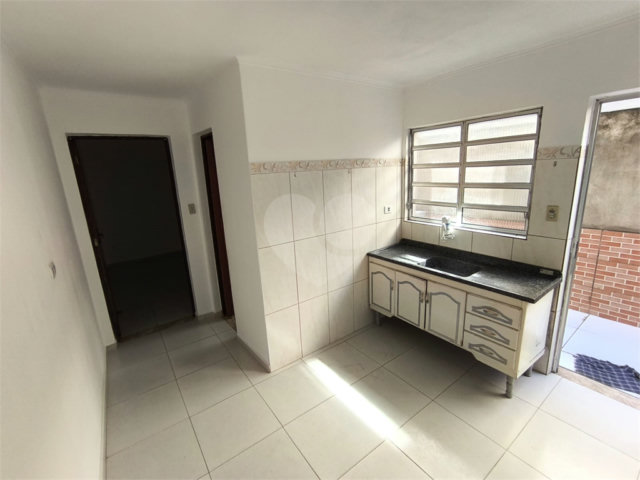 Casa para alugar com 1 quarto no condomínio Gustavo Dore, São Paulo - SP