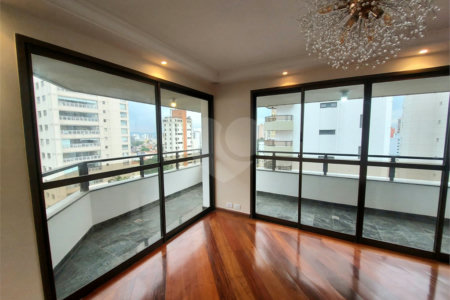 Apartamento à venda com 3 quartos, sendo 1 suíte, em Sumaré, São Paulo, SP