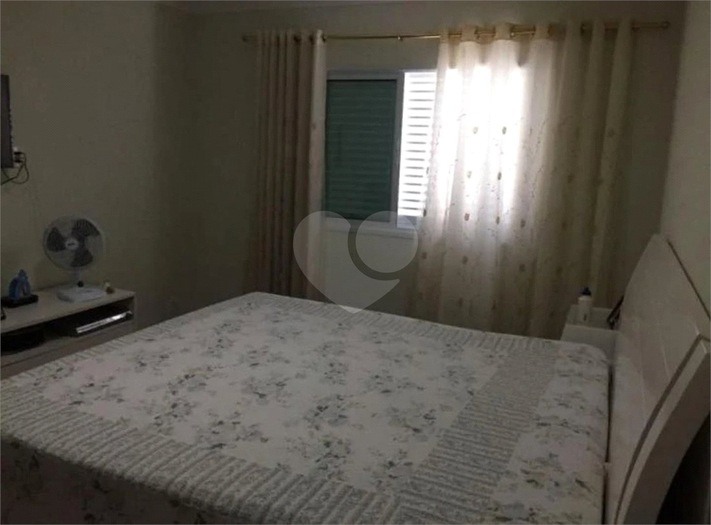 Condomínio à venda com 4 quartos, sendo 2 suítes, em Colinas do Paratehy, Mogi das Cruzes, SP