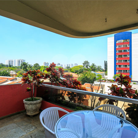 Apartamento à venda com 3 quartos, sendo 1 suíte, em Chácara Santo Antônio, São Paulo, SP