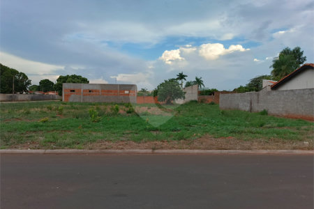 Terreno à venda em Jardim Alvorada, Três Lagoas, MS
