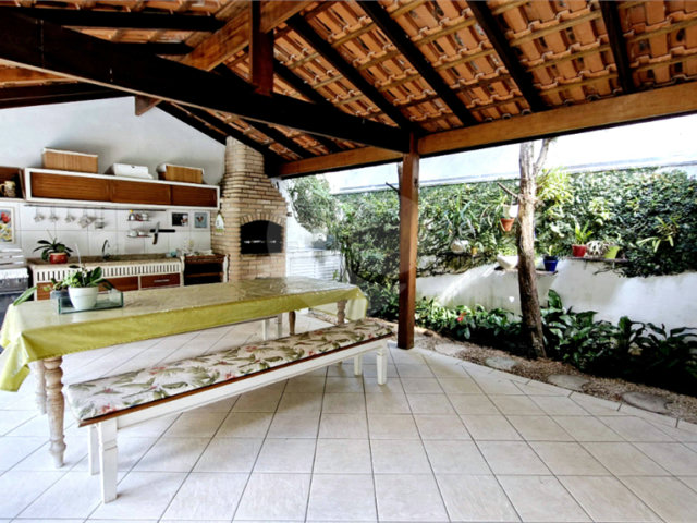 Casa à venda com 4 suítes em Alto da Boa Vista, São Paulo, SP