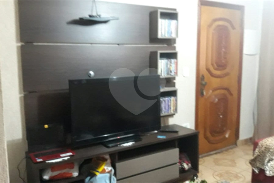 Sobrado à venda com 3 quartos, sendo 1 suíte, em Parque Continental I, Guarulhos, SP