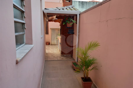 Casa à venda com 3 quartos, sendo 1 suíte, em Brooklin Velho, São Paulo, SP