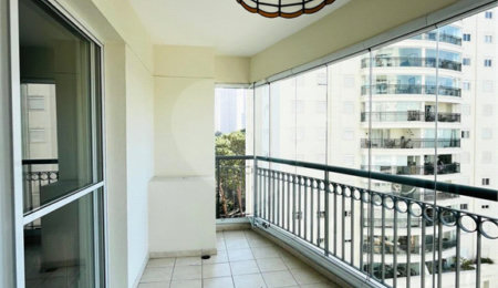 Apartamento à venda com 3 quartos, sendo 2 suítes,  em Jardim Marajoara, São Paulo, SP