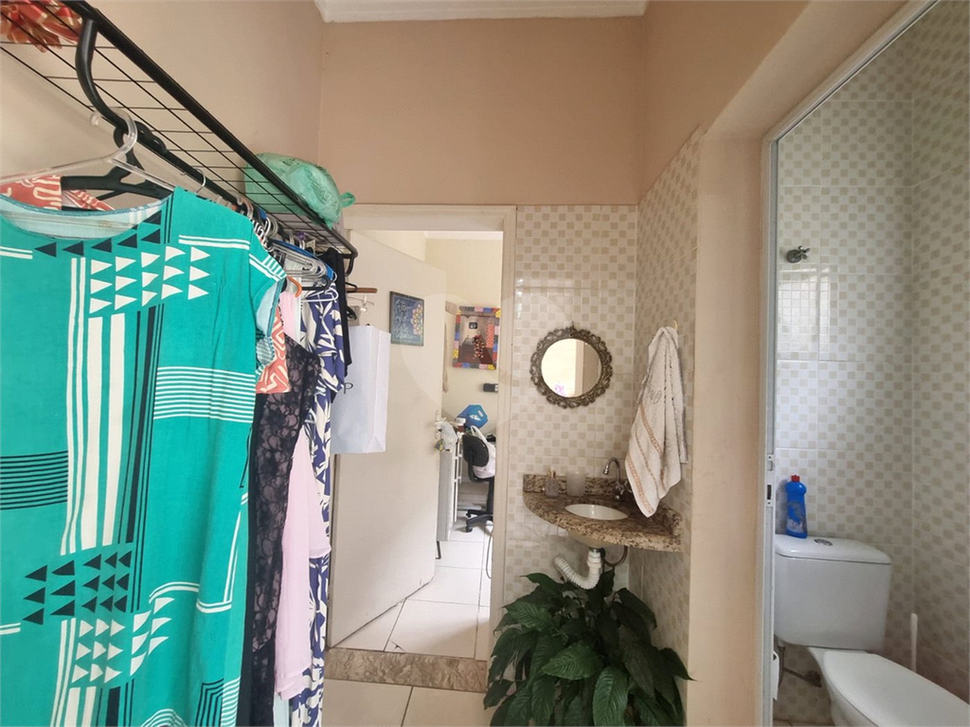 Casa à venda com 4 quartos, sendo 1 suíte,  no condomínio Ibiti do Paço, Sorocaba - SP