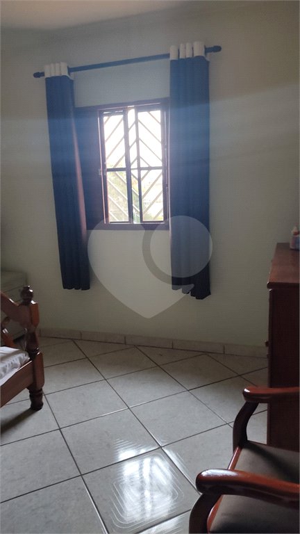 Casa à venda com 3 quartos em Jardim Cumbica, Guarulhos, SP