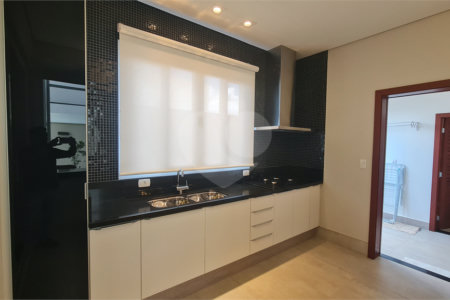 Casa à venda com 4 suítes no condomínio Spazio Verde 1, Itapetininga - SP