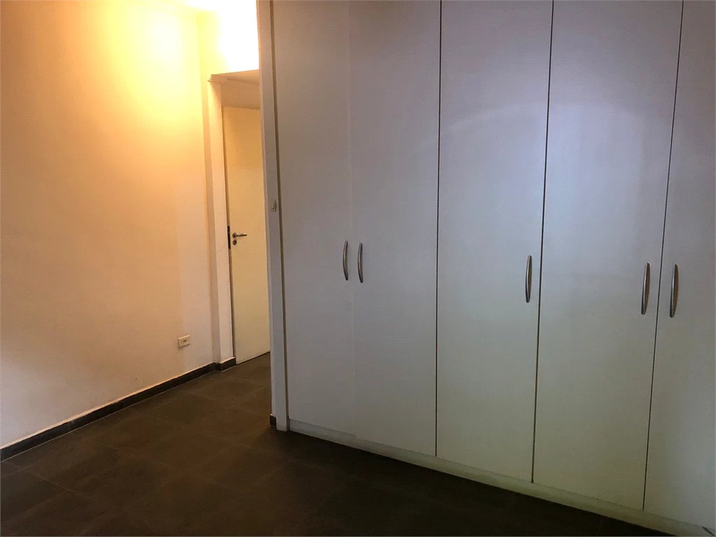 Casa Térrea à venda com 4 quartos, sendo 2 suítes,  em Jardim das Bandeiras, São Paulo, SP