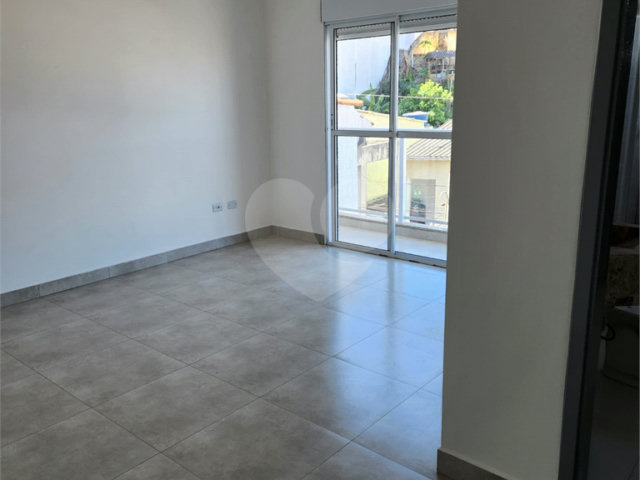 Sobrado à venda com 3 quartos, sendo 1 suíte,  em Vila Pereira Barreto, São Paulo, SP