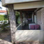 Casa à venda com 5 quartos, sendo 3 suítes, no condomínio Vilarejo, Rio de Janeiro - RJ
