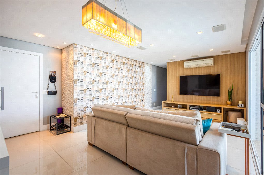 Apartamento à venda com 3 quartos, sendo 1 suíte,  em Vila Cruzeiro, São Paulo, SP