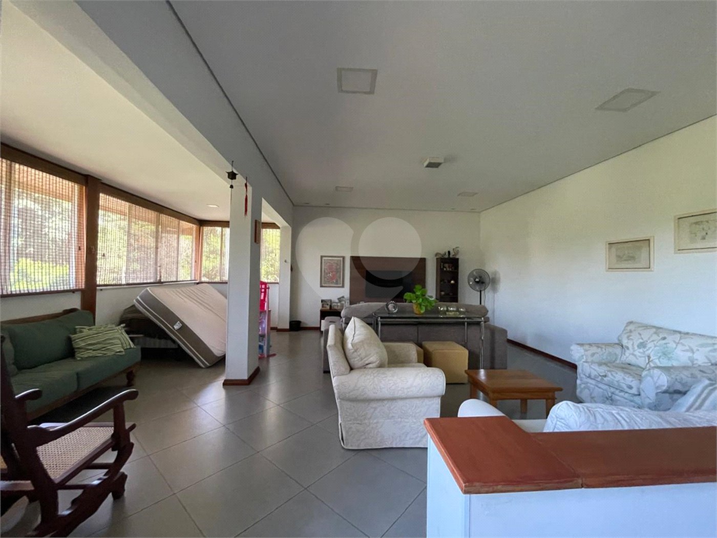 Casa à venda com 4 quartos, sendo 3 suítes, em Cidade Satélite, Atibaia, SP
