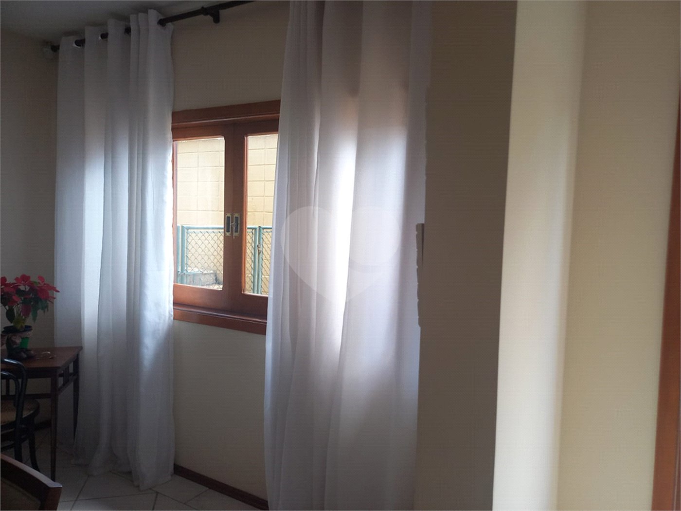 Casa à venda com 4 quartos, sendo 2 suítes,  em Villaggio Capríccio, Louveira, SP