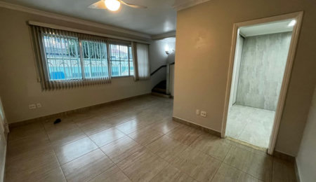 Sobrado com 3 dormitórios à venda, 152 m² por R$ 1.700.000,00 - Embaré - Santos/SP
