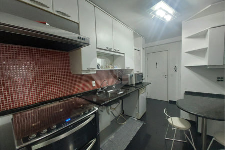 Apartamento à venda com 3 quartos, sendo 2 suítes,  em Cidade São Francisco, São Paulo, SP