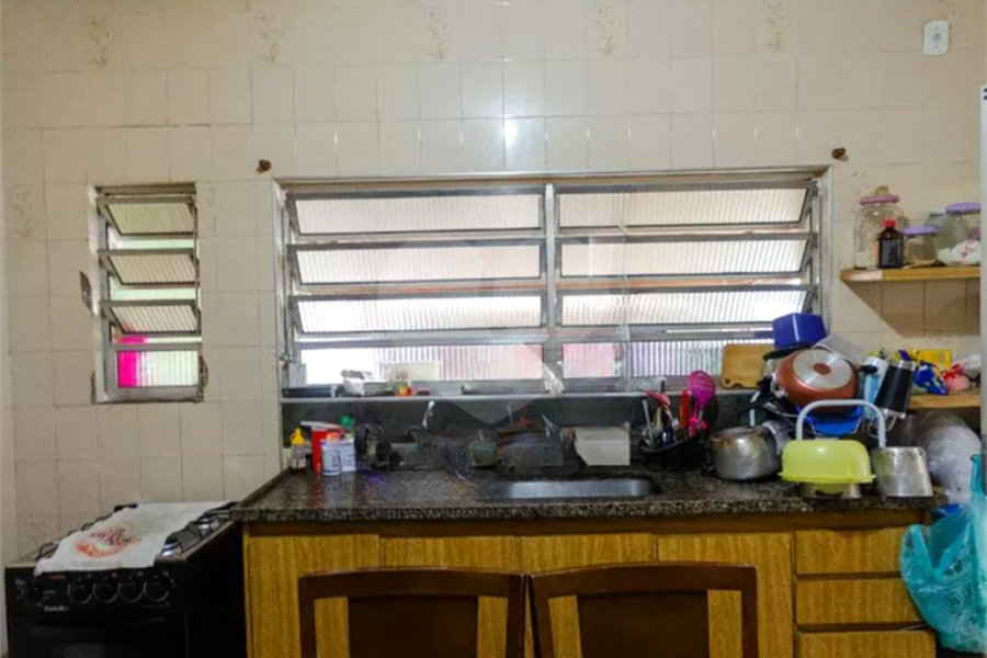 Sobrado à venda com 4 quartos, sendo 2 suítes,  em Jardim Líbano, São Paulo, SP