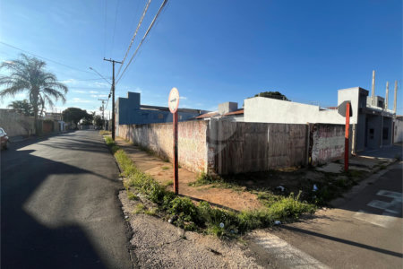 Terreno na Vila Nery
