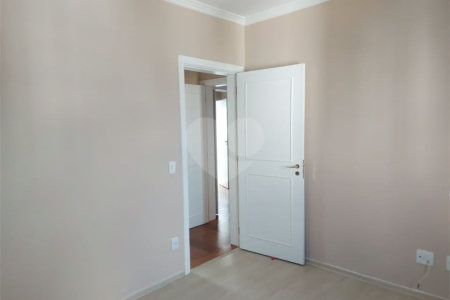 APARTAMENTO PARA LOCAÇÃO NA VILA LEOPOLDINA COM 03 DORM 1 SUITE E 02 VAGAS DE GARAGEM
