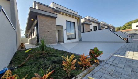 Casa de Vila à venda com 3 quartos, sendo 1 suíte, em Caetetuba, Atibaia, SP