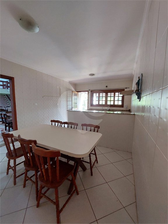 Casa à venda com 4 suítes no condomínio Monte Belo, Salto - SP