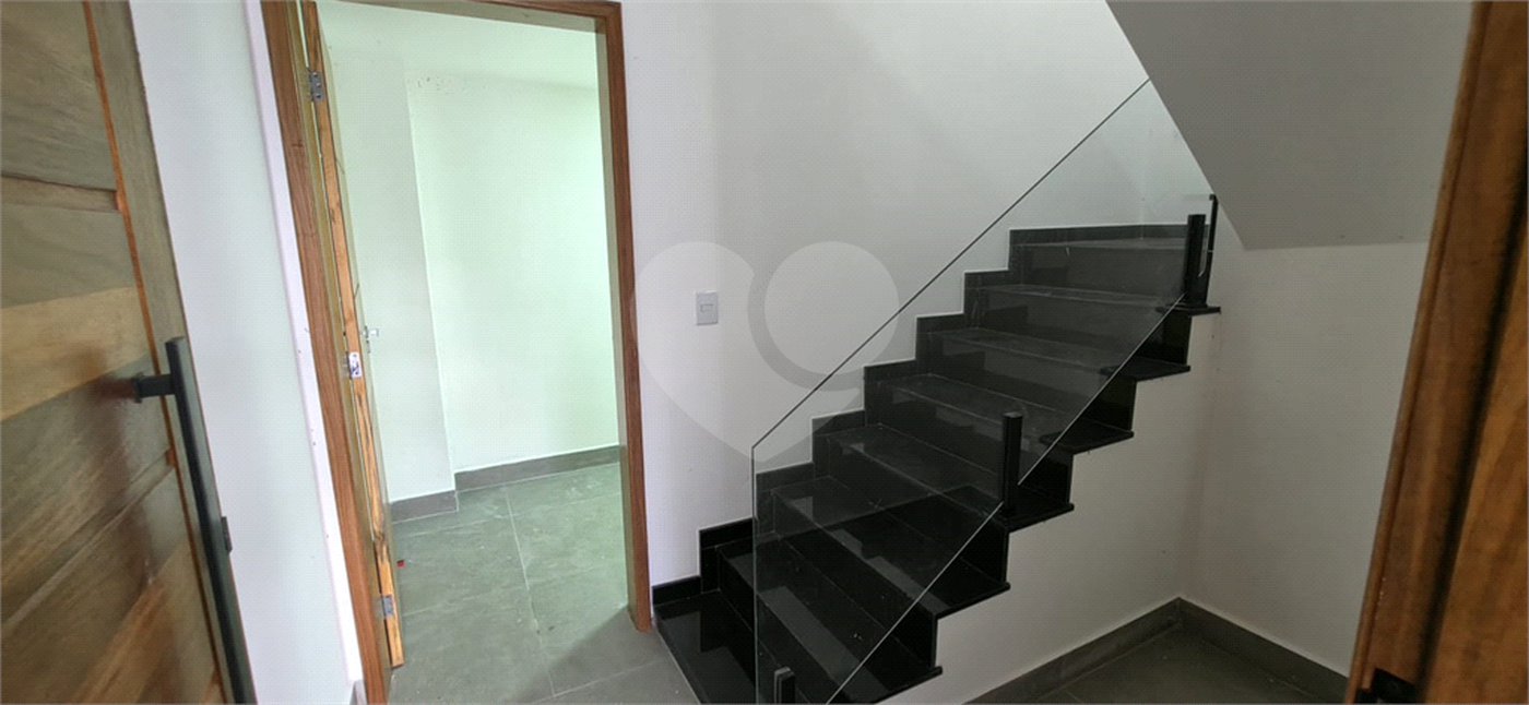 Sobrado à venda com 3 quartos, sendo 1 suíte, em Vila Bonilha, São Paulo, SP