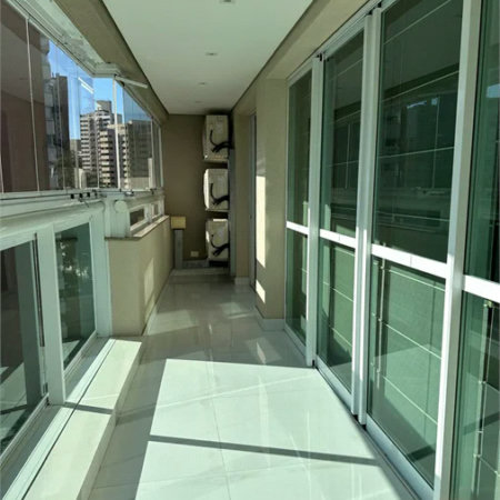 Apartamento à venda com 3 suítes em Vila Suzana, São Paulo, SP