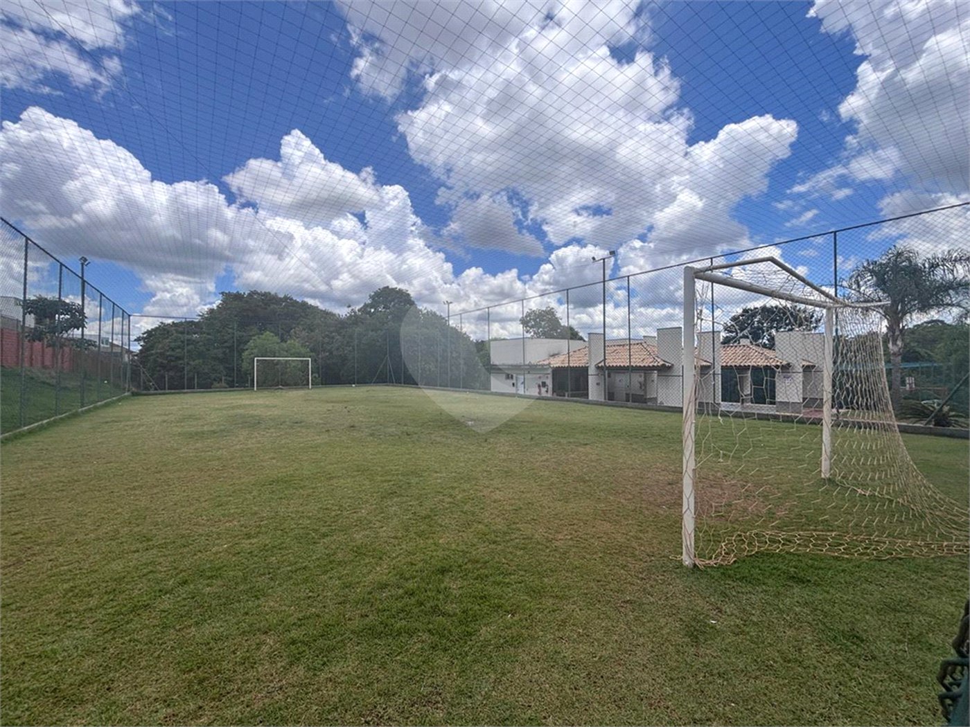 Condomínio à venda com 3 quartos, sendo 1 suíte,  em Loteamento Dinorá Rosa, Sorocaba, SP