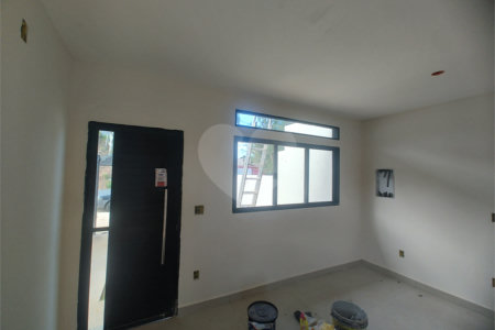 Casa à venda com 2 quartos, sendo 1 suíte, em Jardim Santo Antônio, Atibaia, SP