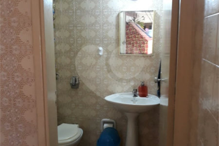 Casa à venda com 2 quartos, sendo 1 suíte,  em Vila Anastácio, São Paulo, SP