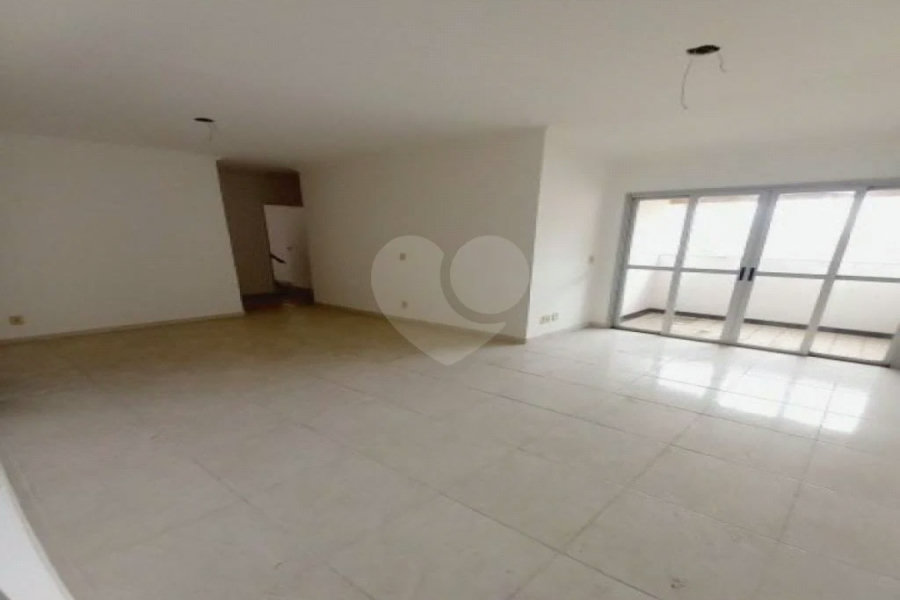 Apartamento à venda com 3 quartos, sendo 1 suíte, em Vila Santa Catarina, São Paulo, SP