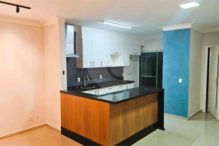 Casa à venda com 3 quartos, sendo 1 suíte, no condomínio Viva Vida, Sorocaba - SP