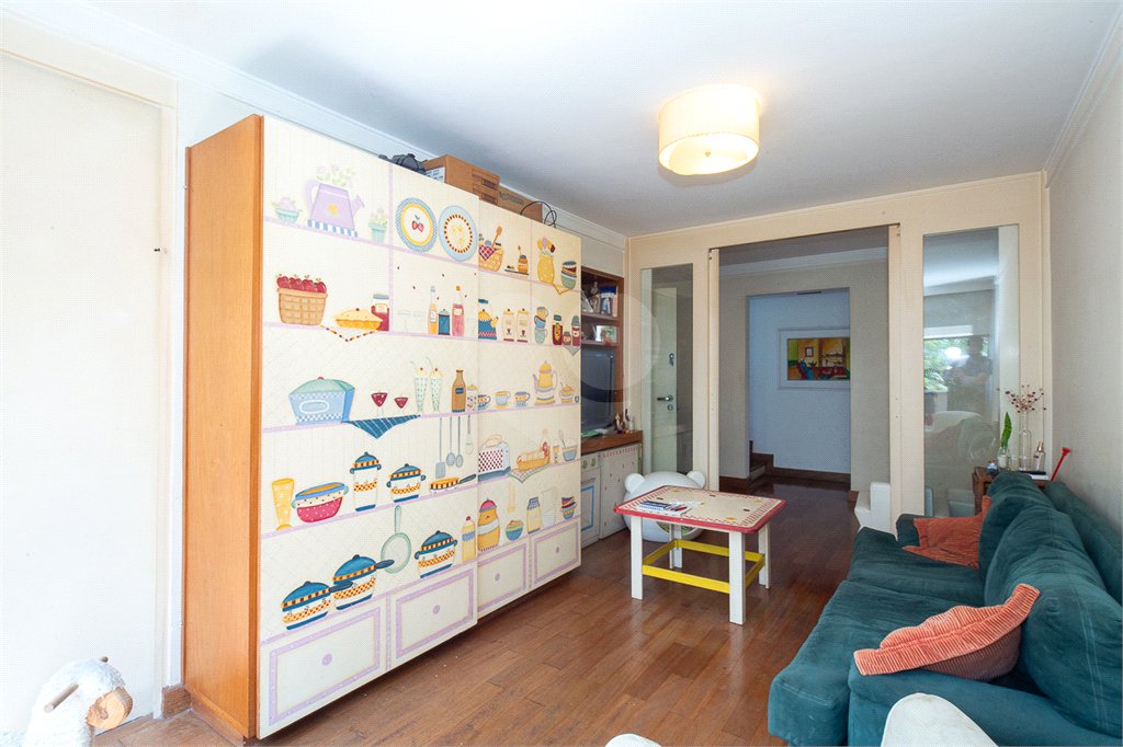 Apartamento à venda com 3 quartos, sendo 2 suítes,  em Alto da Boa Vista, São Paulo, SP