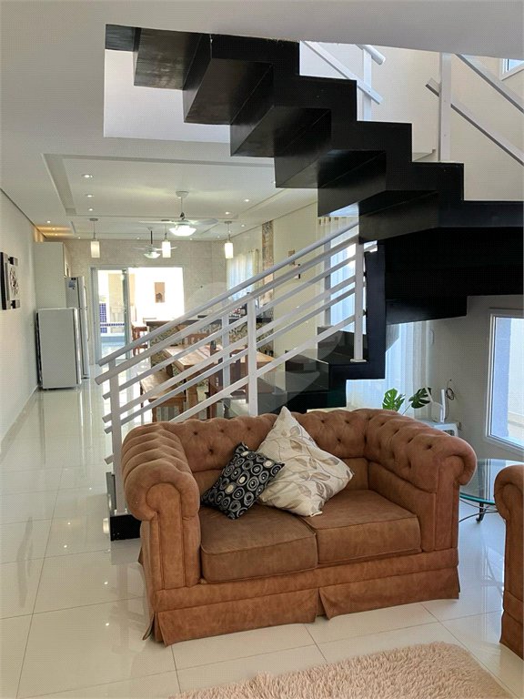 Casa à venda com 4 quartos, sendo 2 suítes,  no condomínio Morada da Praia, Bertioga - SP