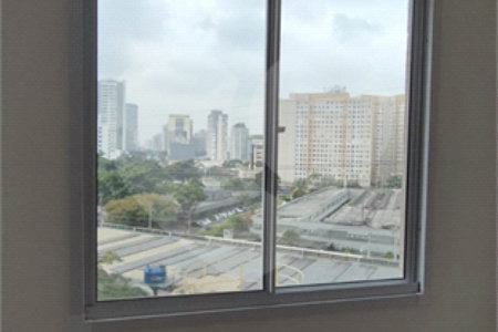 Apartamento à venda com 2 quartos em Parque Industrial Tomas Edson, São Paulo, SP
