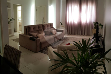 Casa à venda com 3 quartos, sendo 1 suíte, no condomínio Ilha das Águas, Salto - SP