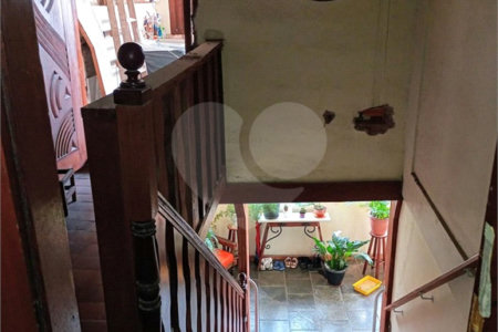 Casa à venda com 5 quartos, sendo 3 suítes,  em Parque Arariba, São Paulo, SP
