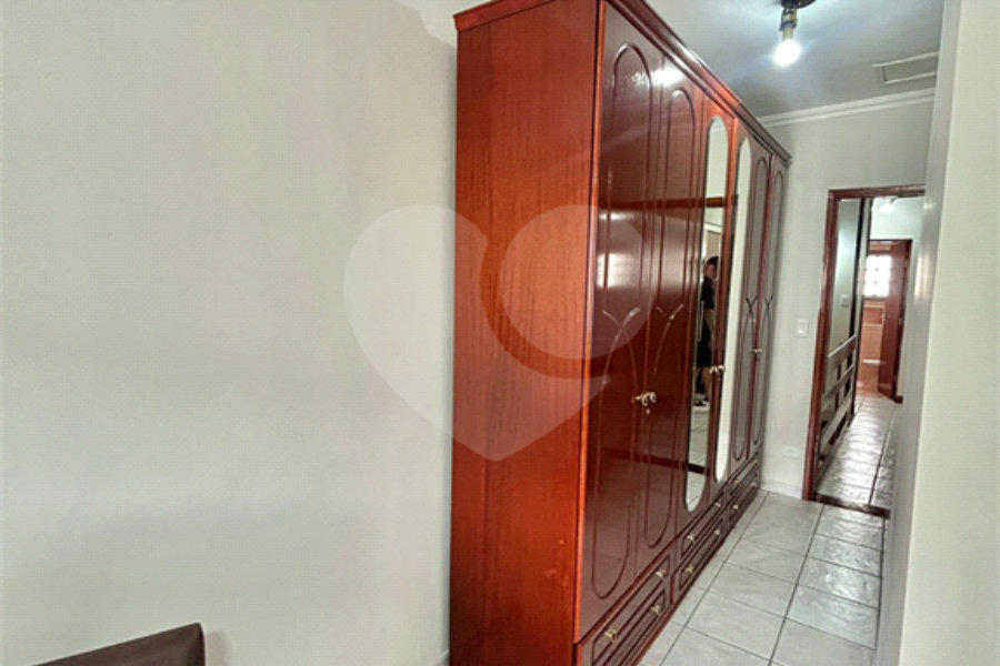 Sobrado à venda com 3 quartos, sendo 1 suíte, em Parada Inglesa, São Paulo, SP
