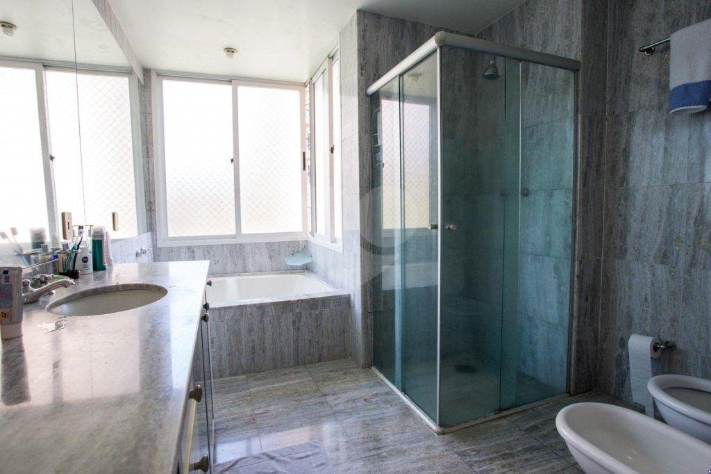 Apartamento à venda com 4 suítes em Jardim Fonte do Morumbi, São Paulo, SP