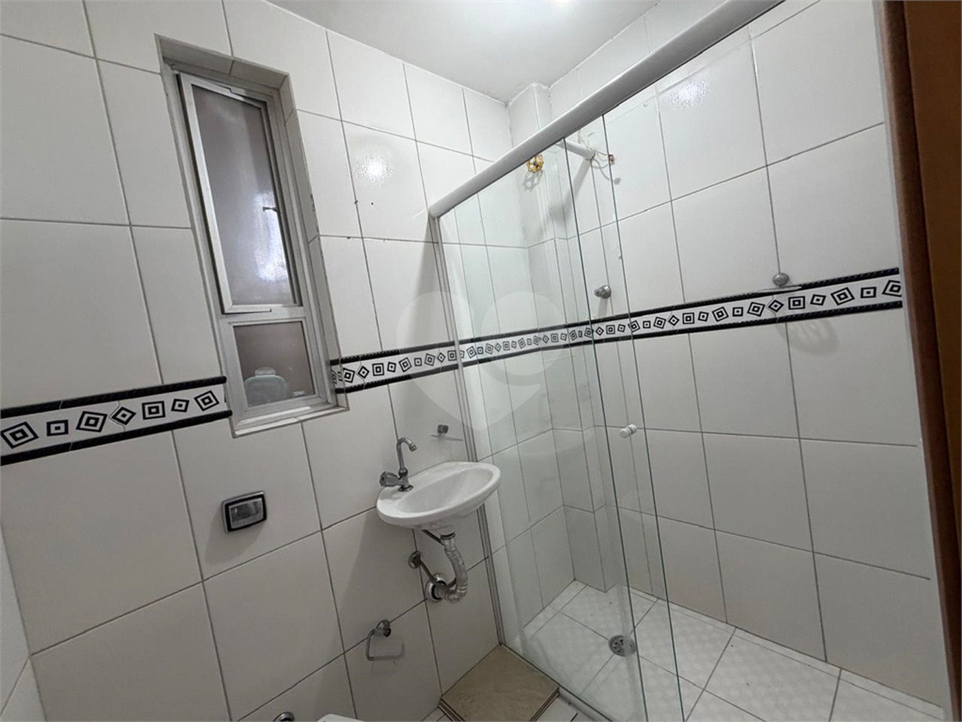 Apartamento à venda ou para alugar com 3 quartos, sendo 1 suíte,  em Jardim Paraíso, São Paulo, SP
