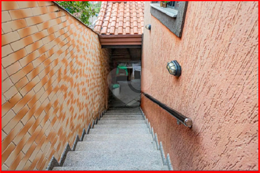 Sobrado à venda com 3 quartos, sendo 1 suíte, em Jaraguá, São Paulo, SP