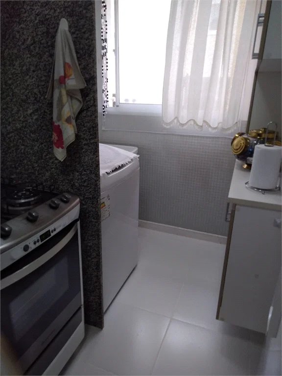 Casa à venda com 3 quartos, sendo 1 suíte, no condomínio Moradas do Horto, São Paulo - SP