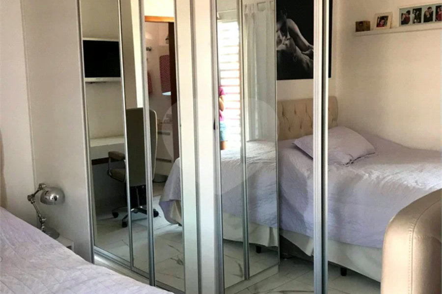 Casa à venda com 2 suítes no condomínio Residencial Casa Forte, São Paulo - SP