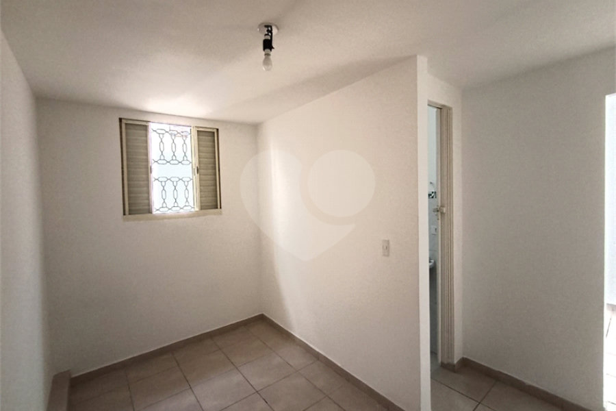 Casa para alugar com 1 quarto no condomínio Cond R Claudio Rodrigues Lopes, São Paulo - SP