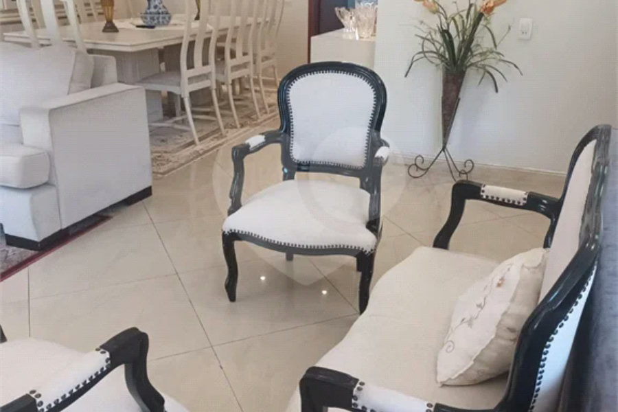 SOBRADO AMPLO COM 4 DORMITORIOS VISÃO PARA SERRA