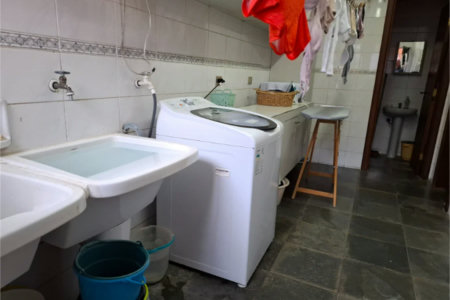 Sobrado à venda com 4 quartos, sendo 2 suítes, em Jardim Leonor, São Paulo, SP