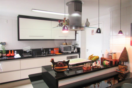 Apartamento à venda com 4 quartos, sendo 3 suítes, em Jardim Londrina, São Paulo, SP