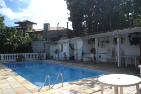 Chácara à venda com 7 quartos em Marambaia, Vinhedo, SP