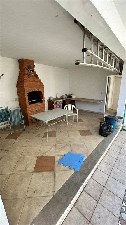 Sobrado à venda com 6 quartos, sendo 1 suíte, em Sumarezinho, São Paulo, SP