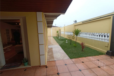 Casa à venda com 4 quartos, sendo 3 suítes,  no Centro, Itapetininga, SP